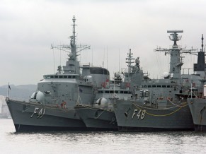 Novo comandante receberá a Marinha sob o signo da escassez AMRJ 4