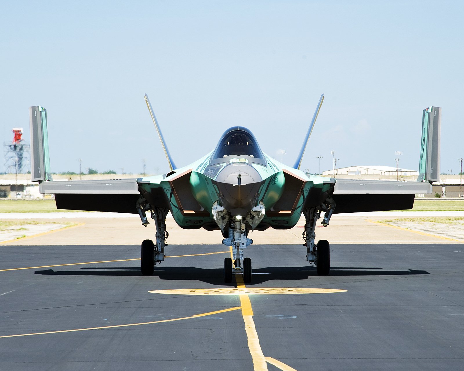Fuzileiros Navais dos EUA vão também adquirir o modelo F-35C