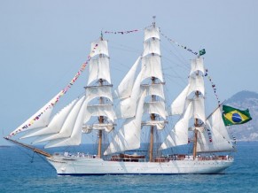Marinha do Brasil realiza Parada Naval em comemoração aos 450 anos do Rio de Janeiro FOTO1NVeCisneBranco