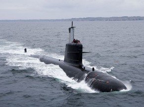 Futuros tripulantes indianos de Scorpene treinam em equipamentos fabricados na Índia Scorpene - foto 2 DCNS