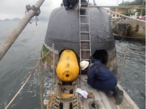 Submarino ‘Tapajó’ se prepara para exercício de minagem e recebe visita do ComemCh Tapajó recebendo mina