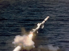 Marinha de Taiwan testa dois mísseis antinavio Sub Harpoon lançados de submarino DN-SC-83-07009