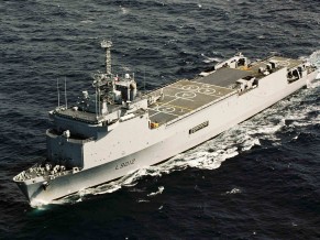 Marinha do Brasil vai avaliar o navio de assalto anfíbio francês ‘Siroco’ Siroco