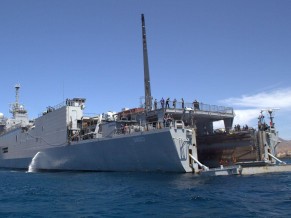 Portugal também interessado no navio-doca ‘Siroco’ corymbe-le-bpc-tonnerre-releve-le-tcd-siroco-2