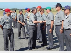 Comandante-em-Chefe da Esquadra visita Comando da Força Aeronaval em São Pedro da Aldeia (RJ) ComemCh
