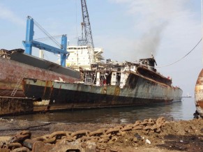 Fragata ‘Dodsworth’ (F47) – RIP Dodsworth_2012-10-03_Aliaga