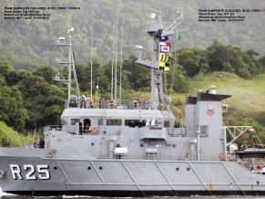 RbAM ‘Almirante Guillobel’ (R 25) – o ‘Hulk dos Mares’ em Santos almirante-guillobel-R25-PWGL-ml-01-03-15-22 copy