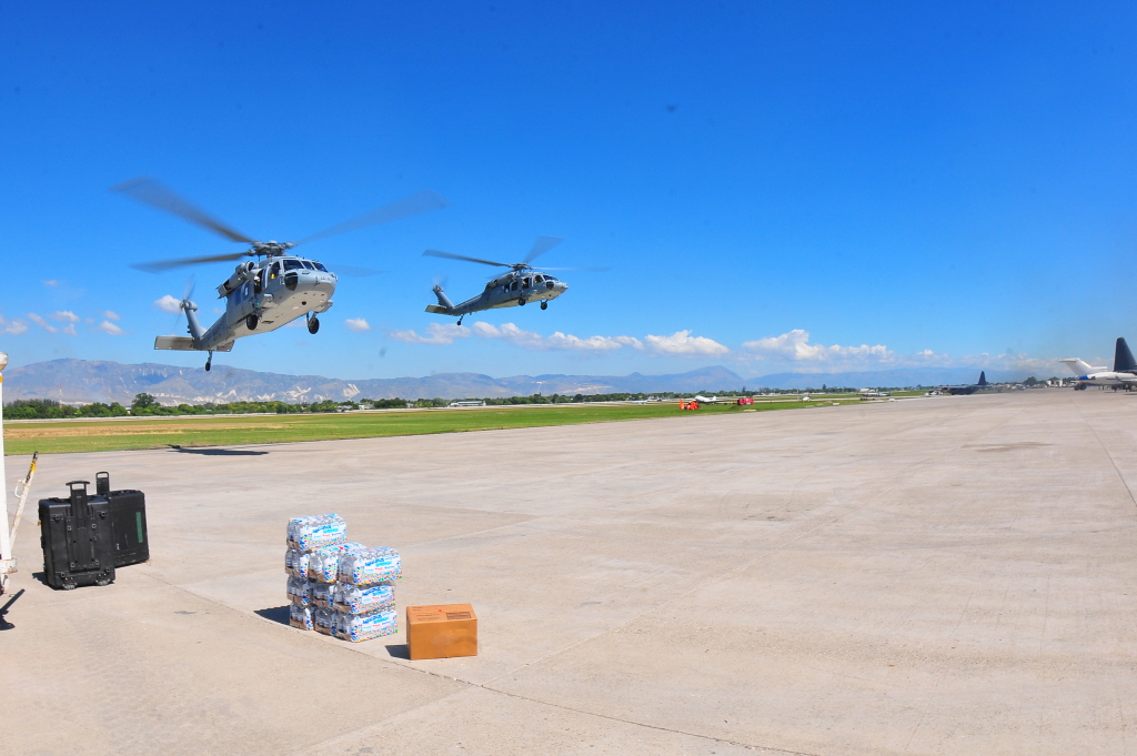 SH-60 Sea Hawk Port-au-Prince