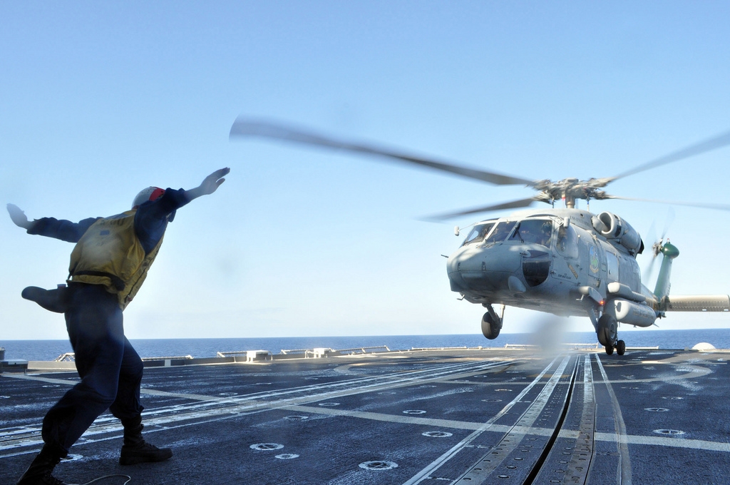 SH-60F Sea hawk USS Normandy