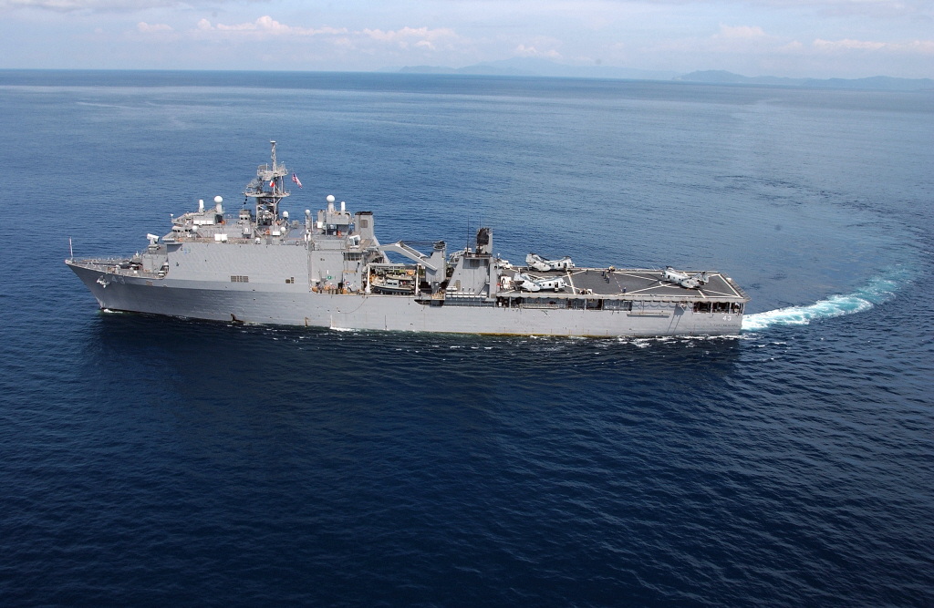 USS Fort McHenry (LSD 43)