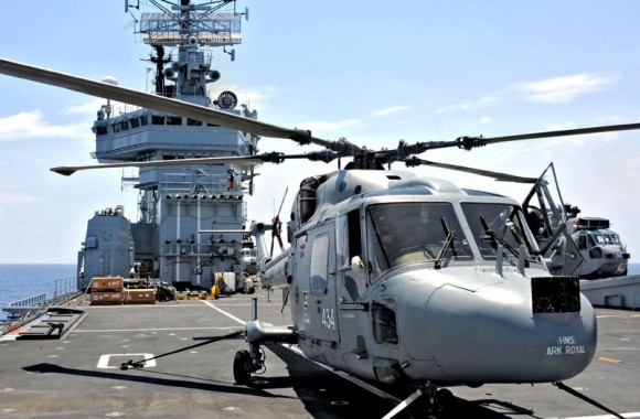 O Hms Ark Royal E Seus Lynxs Poder Naval A Informação Naval 