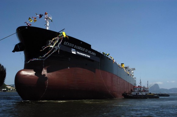 LanÃ§amento do navio SÃ©rgio Buarque de Holanda no Estaleiro MauÃ¡.