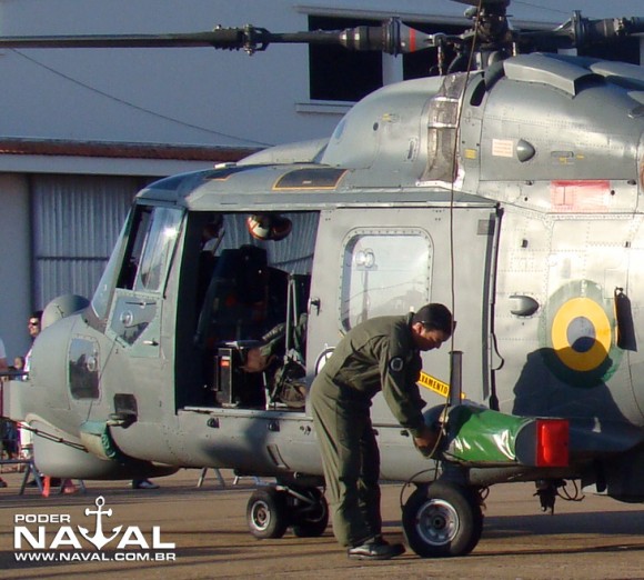 Super Lynx - Marinha do Brasil - Domingo Aéreo AFA 2011 - foto 4 Nunão Poder Naval