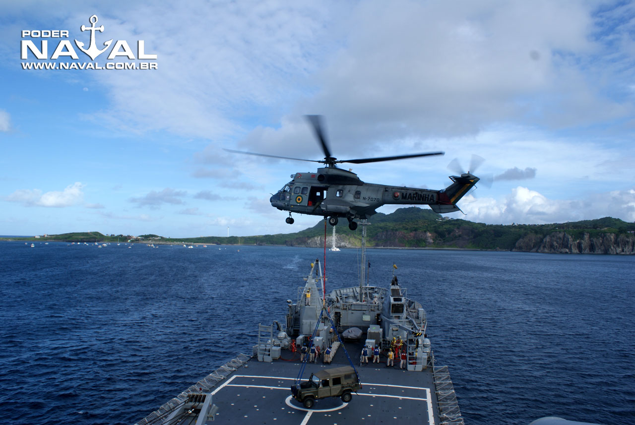 UH-14 Super Puma_VERTREP