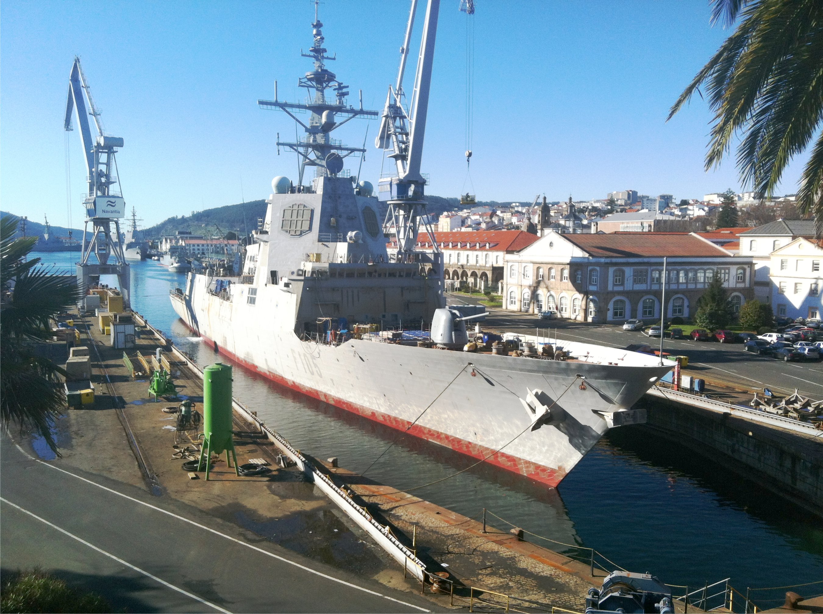 Navantia prepara a fragata F-105 'Cristóbal Colón' para ...