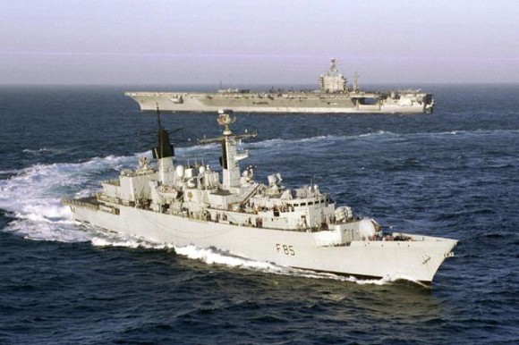 HMS_Cumberland_and_CVN-69