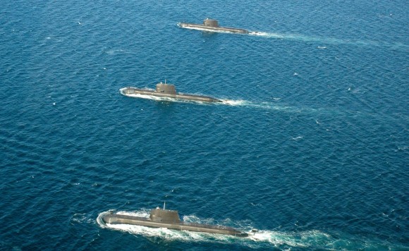 Saída tripla de submarinos australianos - foto 4 MD Australia