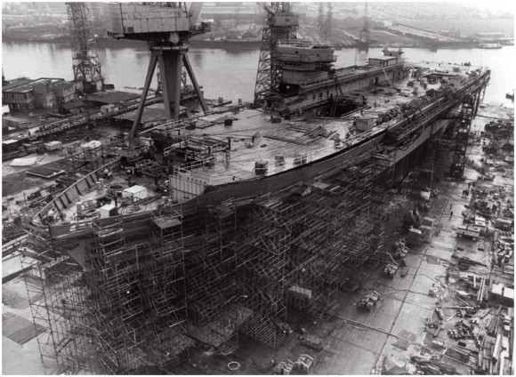 800px-HMS_Ark_Royal_-_10th_March_1981