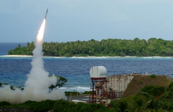 Lançamento míssil THAAD - foto via USN