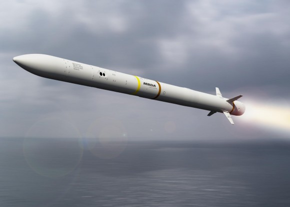 MBDA's CAMM missile inflight from Sea Ceptor system 2013 Copyright MBDA