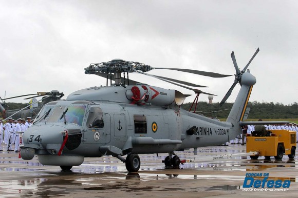 S-70B - MH-16 no Aniversario-ForAerNav - foto A Galante - Forças de Defesa