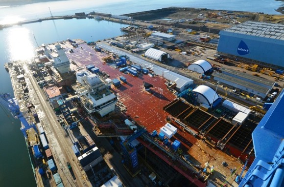 HMS_Queen_Elizabeth_from_crane_Nov_10