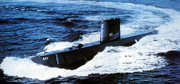 USS_Nautilus_SSN-571_-_0857101