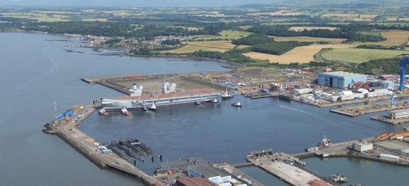 HMS Queen Elizabeth na água - foto 7 Royal Navy