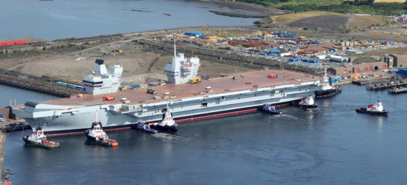 HMS Queen Elizabeth na água - foto 8 Royal Navy