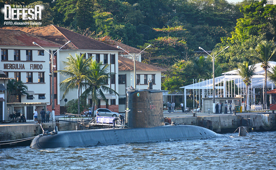 Submarino Tikuna na BACS