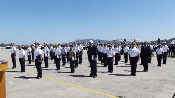 Formatura nos 98 anos da Aviação Naval