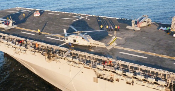 MH-16 Seahawk da MB a bordo do USS America