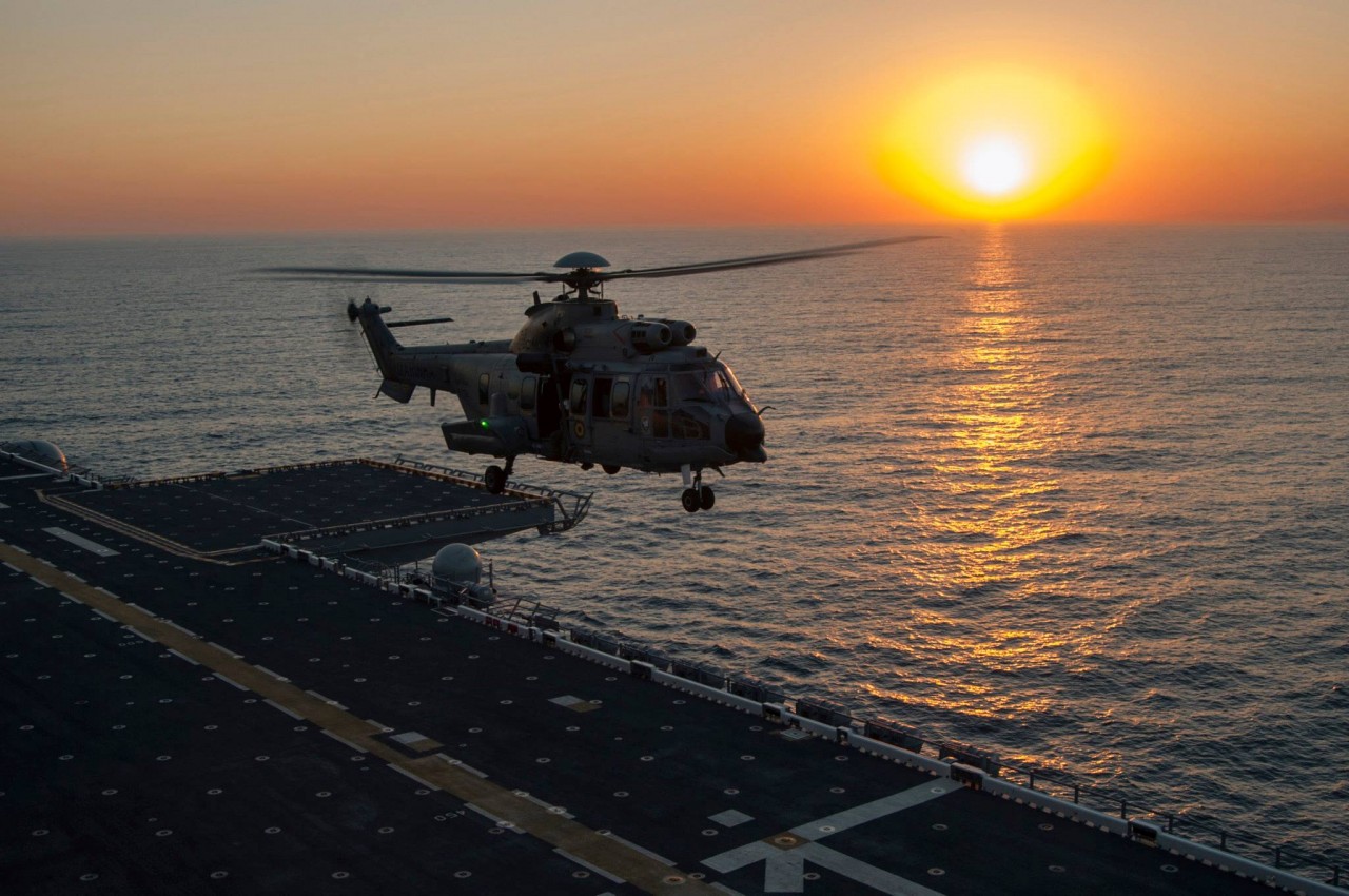 Marinha do Brasil operando com o USS America - 7