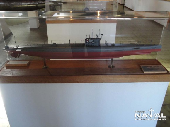 Museu Hist Naval Veneza - sala coop Ita Suécia maquete sub2 PNaval - Nunão