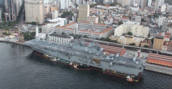 USS America no rio - foto EFE