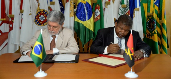Acordo Brasil Angola Pronaval - foto 2 Ministério da Defesa