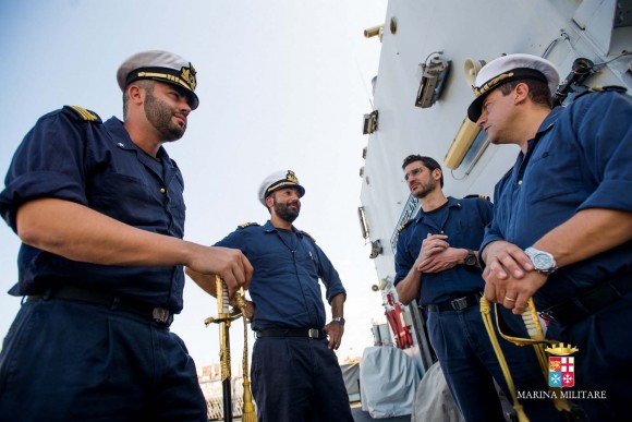 Passagem comando navios Sirio e Orione - foto 6 Marinha Italiana