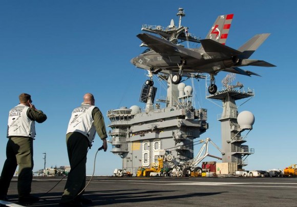 F-35C no USS Nimitz - foto 8 USN