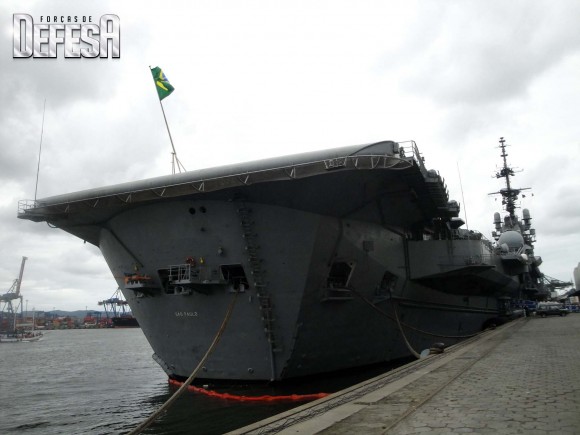 NAe São Paulo - foto 5  Nunão 2011 - Poder Naval - Forças de Defesa