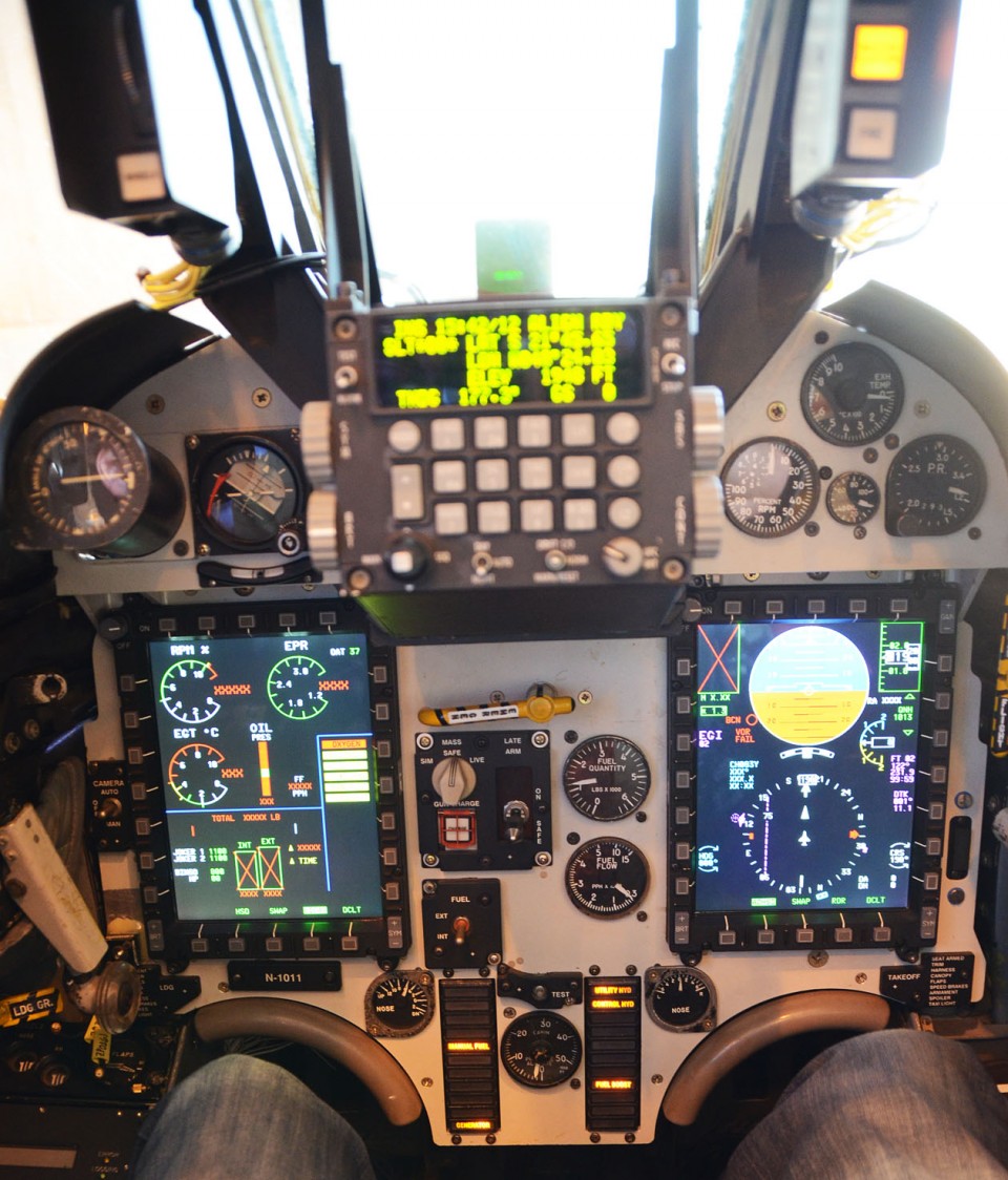 Novo cockpit do AF-1