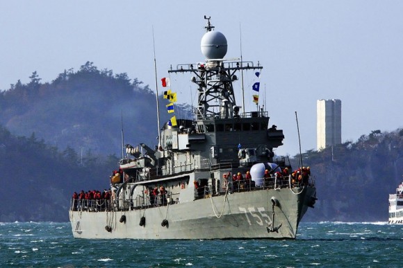 Corbeta_Corea_Colombia_Armada_Nacional_ARC_Nari_o_Anyang