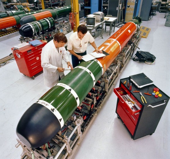 963px-Mk_48_torpedo_maintenance_1982