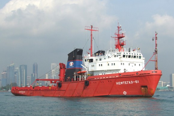 Neftegaz class tug