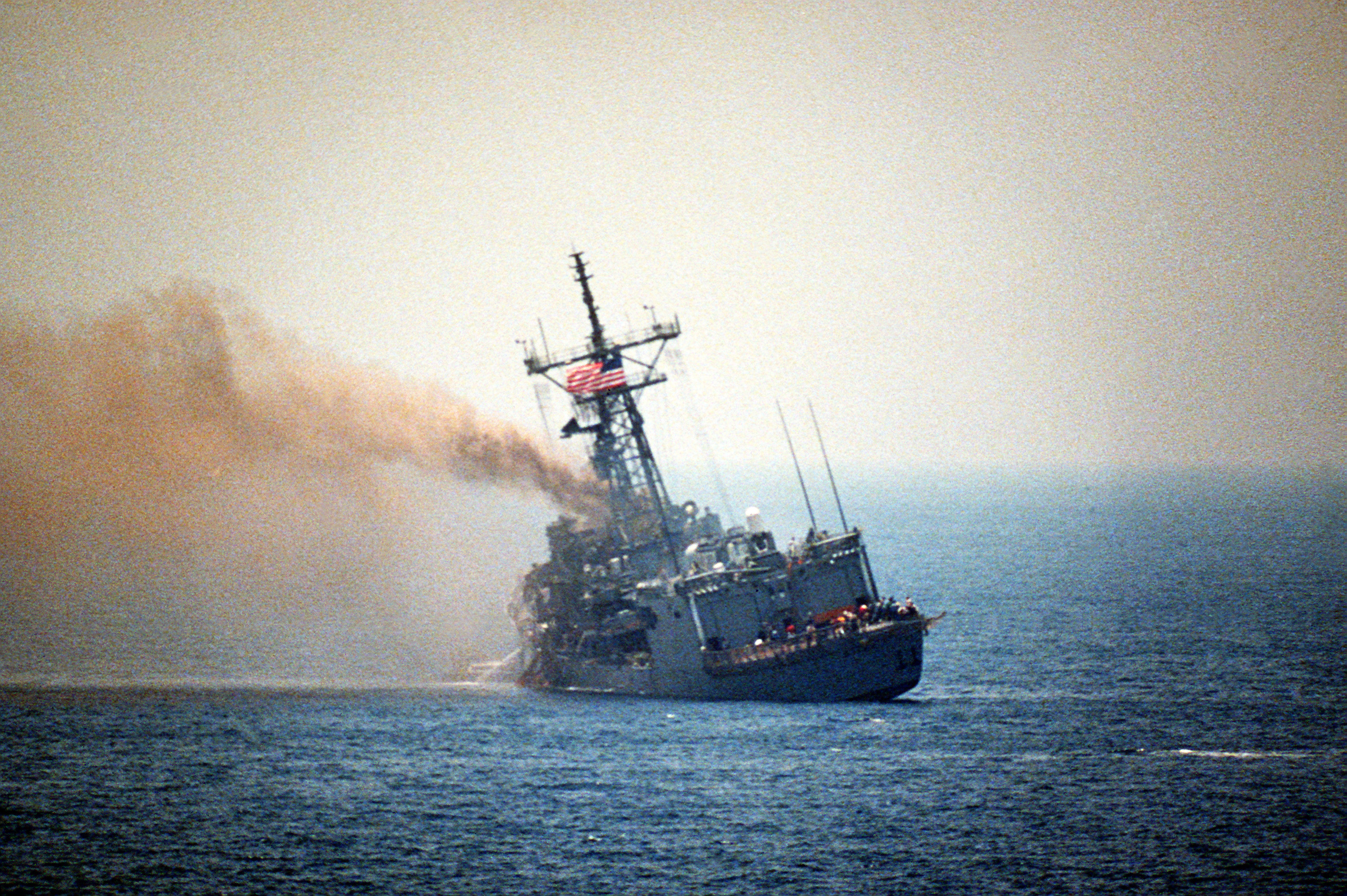 H 31 anos a fragata uss stark era atingida por dois m sseis exocet