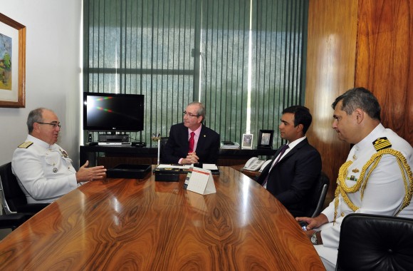 Almirante Leal Ferreira visita o deputado Eduardo Cunha