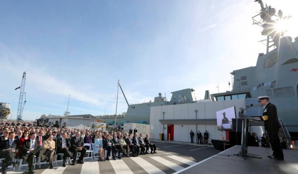 lançamento Hobart - discurso comandante da RAN - foto Marinha Australiana