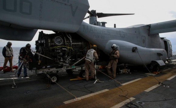 Motor de F-35B transportado ao USS Wasp por V-22 Osprey - foto 2 USMC