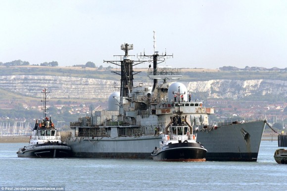 HMS York farewell - 1