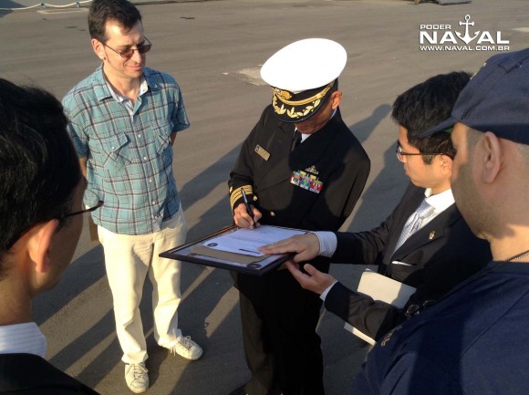 Visita navios japoneses Santos 7-8-2015 - foto 30 Poder Naval