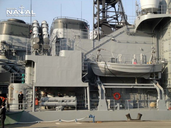 Visita navios japoneses Santos 7-8-2015 - foto 7 Poder Naval